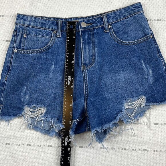 Gianni Bini Shorts Women's 28 Distressed Cutoff Frayed Hem Denim Blue Boyfriend - Picture 4 of 9